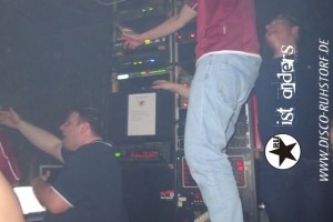 back to the 90s 2000 meets soccerparty 30032024 81 20240331