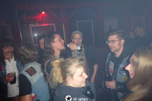 blau in den sommer 17 20230514