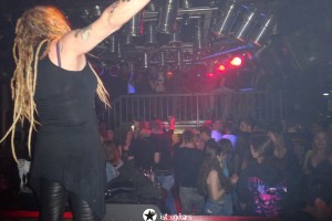 blau in den sommer 24 20230514