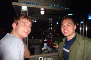 blau in den sommer 48 20230514