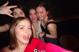 blau in den sommer 51 20230514