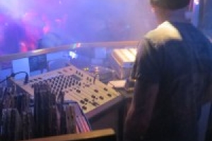 instagram facebookparty 15 20220509