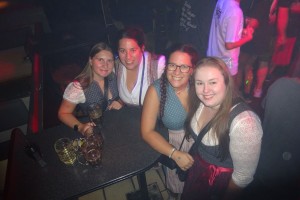 oktoberfest bierparty 48 20230926